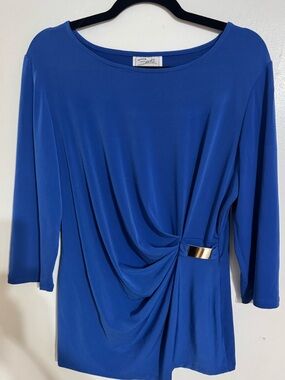 Zacks Blue Draped 3/4 Sleeve Top with Silver Accent Size Large
